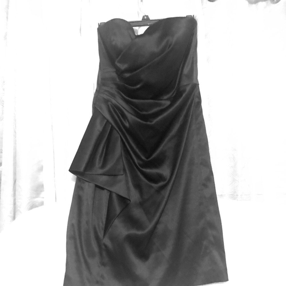 ❤️ WHITE HOUSE BLACK MARKET SATIN HOMECOMING DRESS